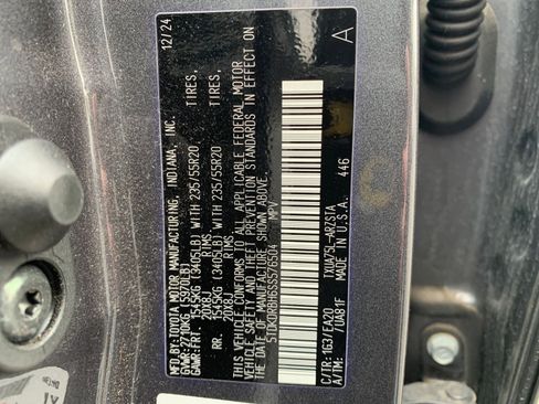 Used 2025 Toyota Highlander XSE image 32