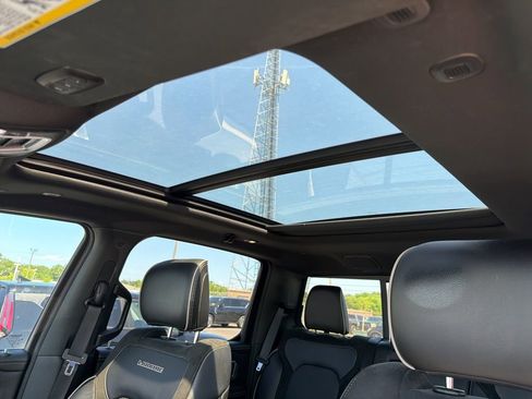 Used 2023 RAM 1500 Laramie image 20