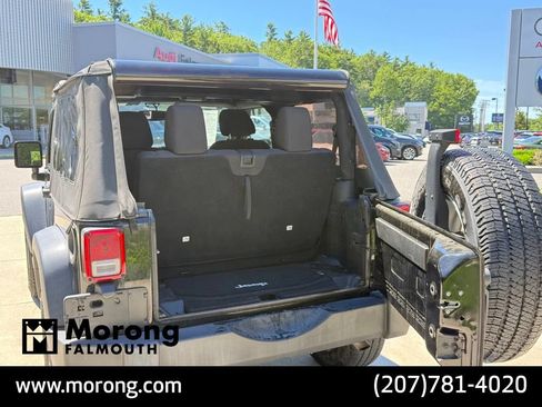 Used 2015 Jeep Wrangler Sport w/ Quick Order Package 24S AWD/4WD image 18