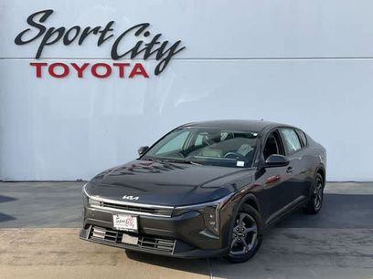 Used 2025 Kia K4 LXS