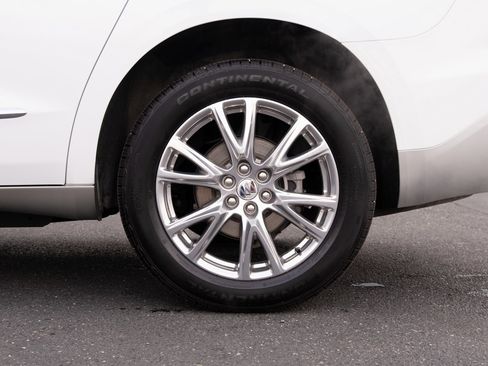 Used 2023 Buick Enclave Premium image 24