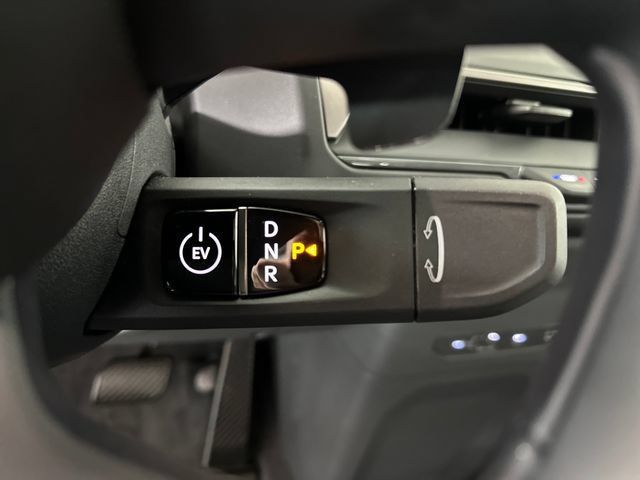 Used 2024 Kia EV9 Wind AWD/4WD image 24
