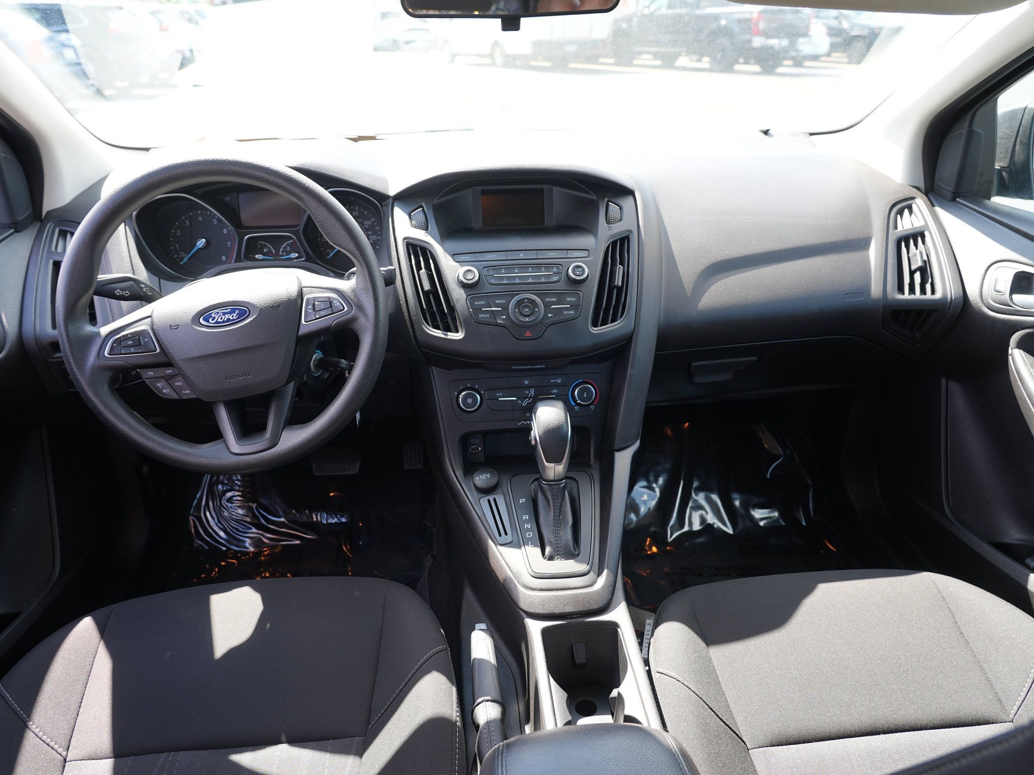 Used 2018 Ford Focus SE FWD image 27