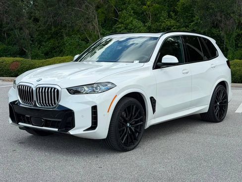 Used 2026 BMW X5 xDrive40i w/ M Sport Package AWD/4WD image 1