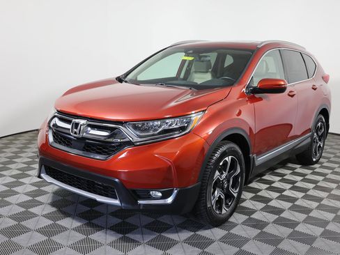 Used 2018 Honda CR-V Touring image 1