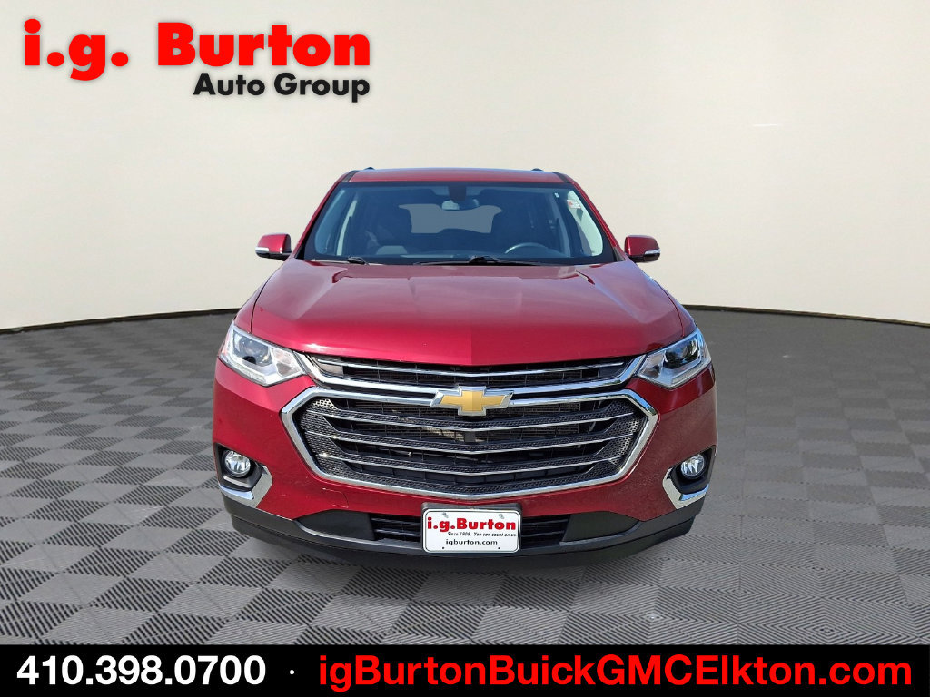 Used 2020 Chevrolet Traverse LT FWD image 2