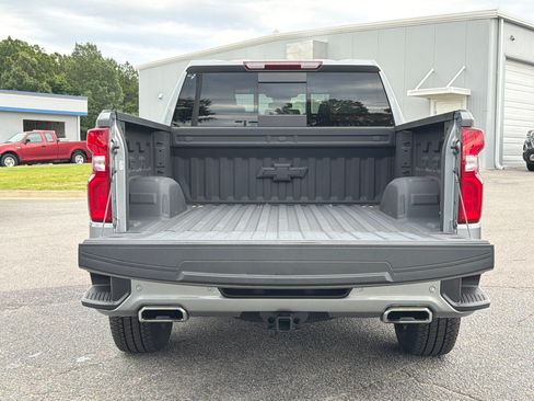 Used 2024 Chevrolet Silverado 1500 RST AWD/4WD image 31