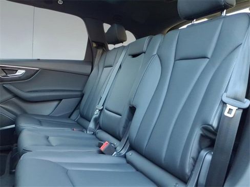 New 2026 Audi Q7 3.0T Premium Plus image 6