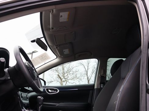 Used 2017 Nissan Sentra SR image 31