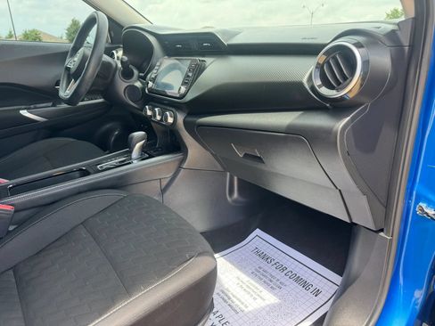 Used 2023 Nissan Kicks SV FWD image 32