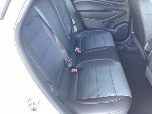 New 2026 Chevrolet Trax LT w/ LT Convenience Package FWD image 19