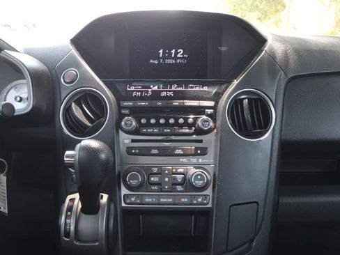 Used 2013 Honda Pilot Touring image 37