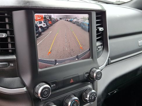 Certified 2022 RAM 1500 Big Horn AWD/4WD image 7