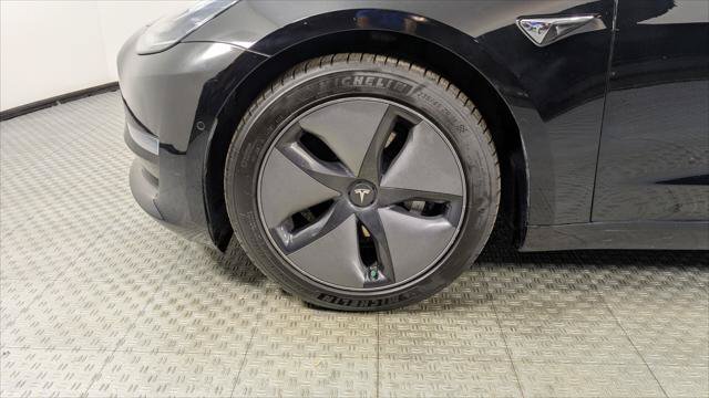 Used 2019 Tesla Model 3 Standard Range Plus RWD image 28