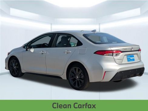Used 2025 Toyota Corolla SE FWD image 4