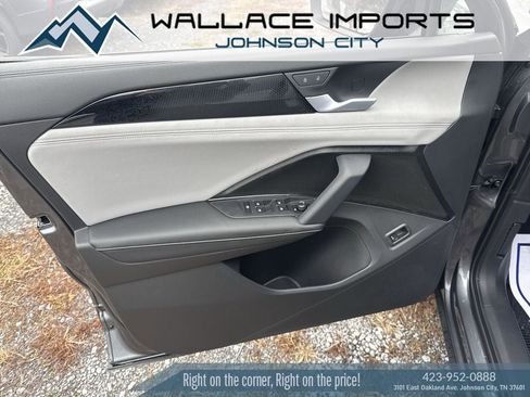 New 2026 Volkswagen Tiguan SE AWD/4WD image 23