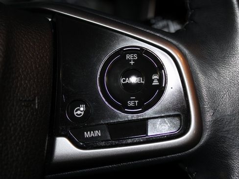 Used 2020 Honda CR-V Touring image 14