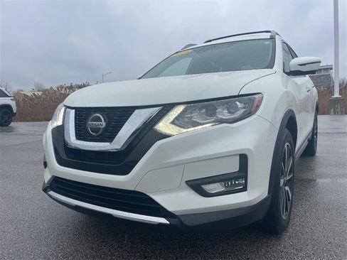 Used 2019 Nissan Rogue SL w/ Premium Package image 56
