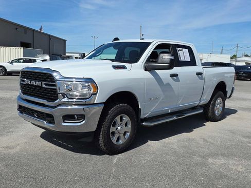 Used 2024 RAM 2500 Big Horn image 5