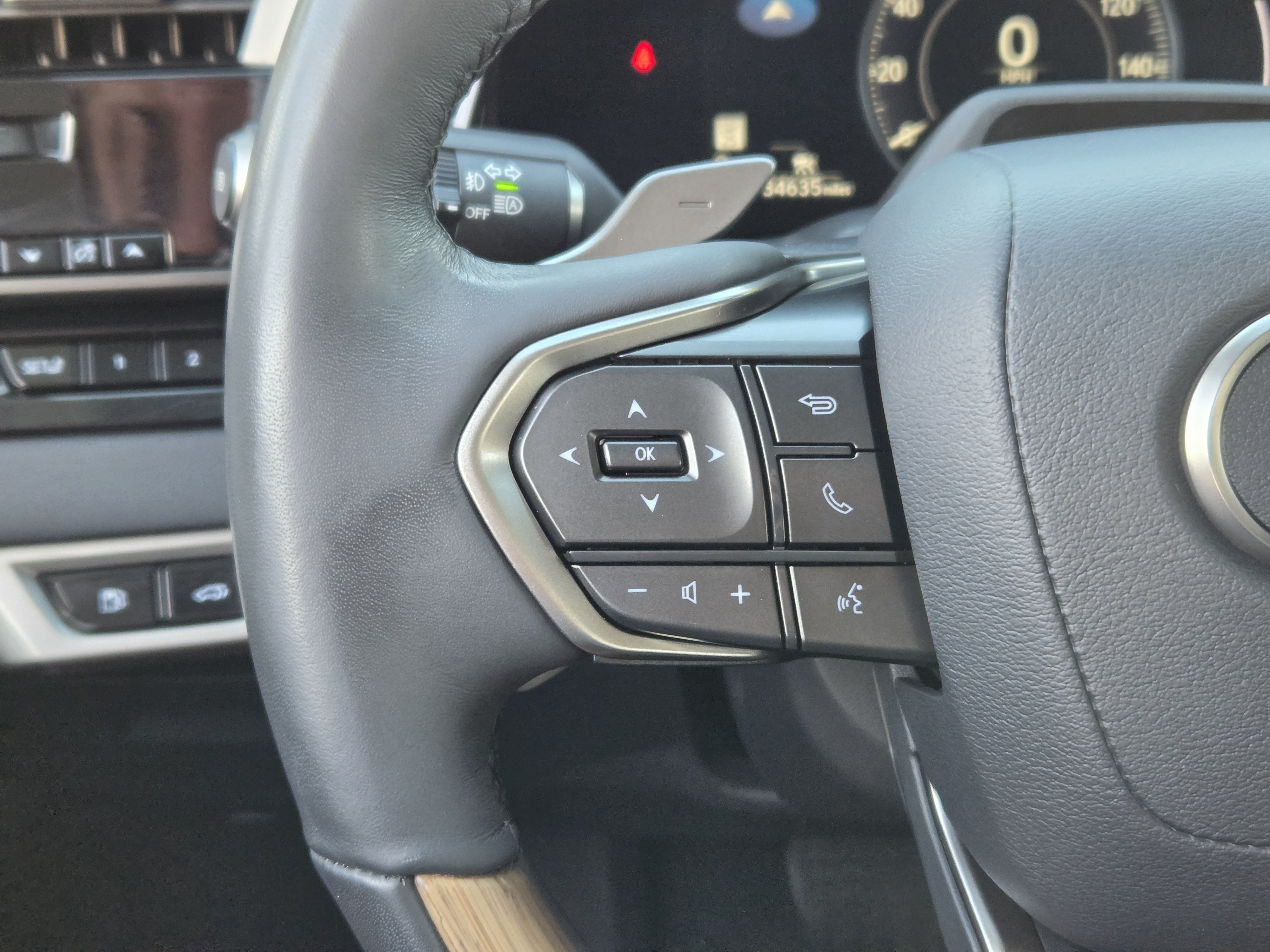 Used 2023 Lexus RX 350 Premium w/ Cold Area Package FWD image 33