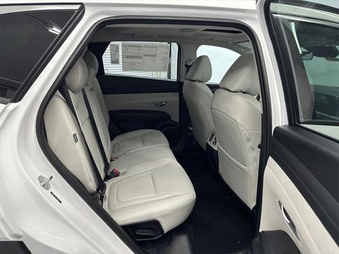New 2026 Hyundai Tucson SEL image 16