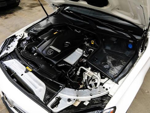 Used 2017 Mercedes-Benz C 300 Coupe image 48