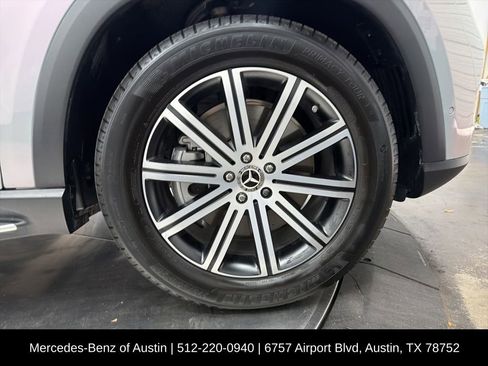 Used 2024 Mercedes-Benz GLE 450 4MATIC image 10