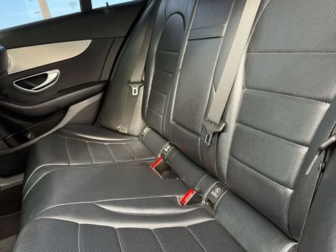 Used 2018 Mercedes-Benz C 300 Sedan image 38