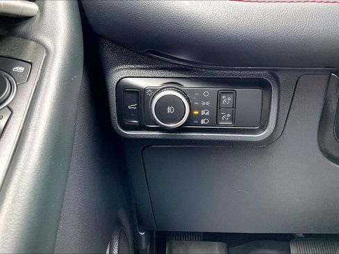 Used 2025 Ford Explorer ST AWD/4WD image 38
