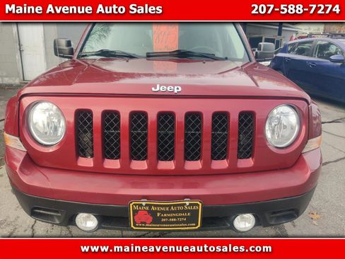 Used 2017 Jeep Patriot Sport w/ Power Value Group image 1