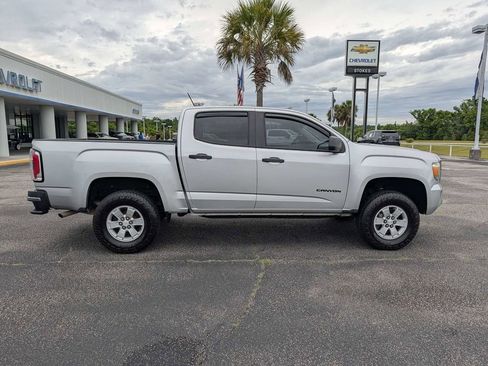 Used 2017 GMC Canyon 2WD Crew Cab w/ Convenience Package image 5