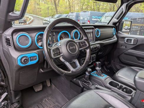 Used 2020 Jeep Wrangler Unlimited Sahara w/ Dual Top Group image 13