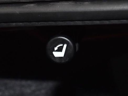 Used 2024 Nissan Altima 2.5 SV image 36