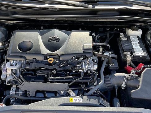 Used 2021 Toyota Camry LE image 35