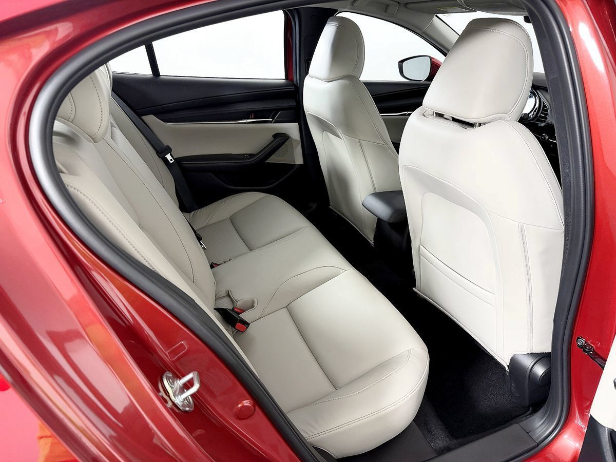 Used 2025 MAZDA MAZDA3 s FWD image 44
