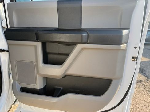 Used 2019 Ford F350 XL w/ Power Equipment Group image 27