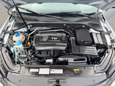 Used 2017 Volkswagen Passat 1.8T R-Line FWD image 39
