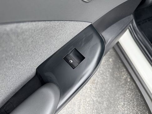 Used 2025 Kia K4 EX FWD image 23