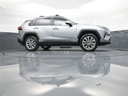Certified 2025 Toyota RAV4 XLE Premium image 29