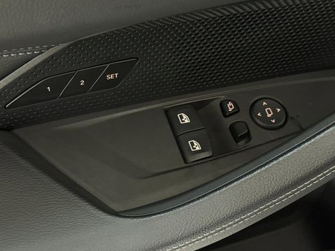 Used 2023 BMW 430i Coupe w/ M Sport Package RWD image 13