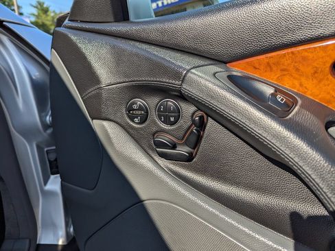 Used 2005 Mercedes-Benz SL 500 image 33