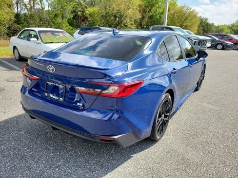 Used 2025 Toyota Camry SE w/ Multimedia Upgrade Package image 10