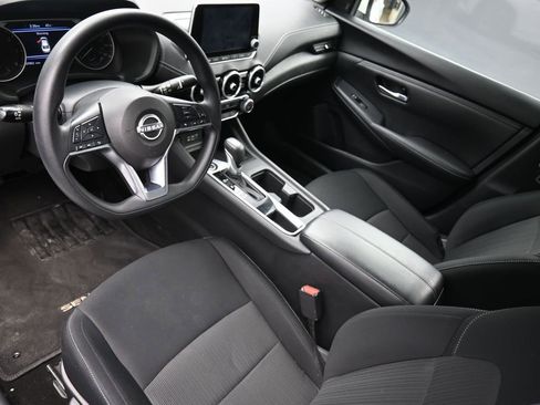 Used 2024 Nissan Sentra SV image 19