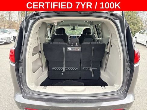 Used 2020 Chrysler Voyager LX w/ Cold Weather Group image 9