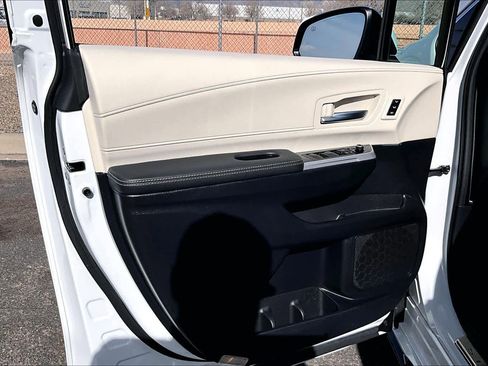 Certified 2026 Toyota Sienna Limited image 21
