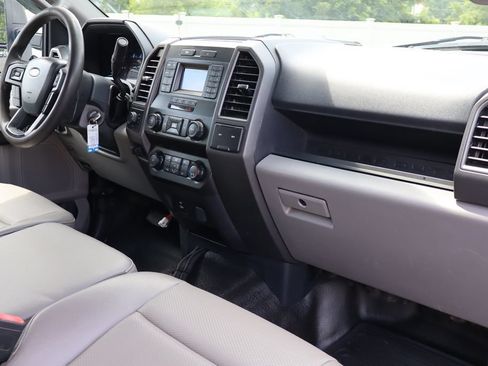 Used 2022 Ford F550 4x4 SuperCab Super Duty image 34