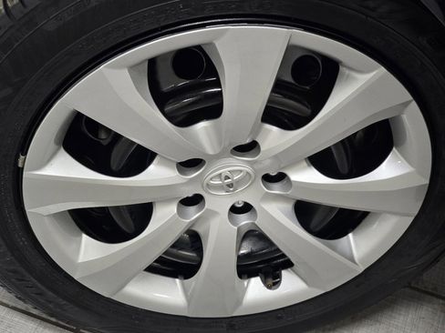 Certified 2024 Toyota Corolla LE image 6