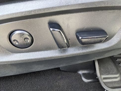 Used 2024 Nissan Pathfinder SL w/ SL Premium Package FWD image 52