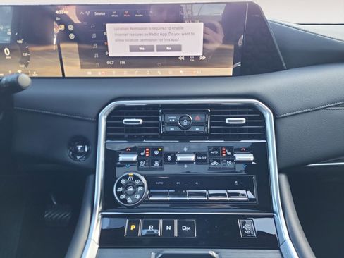 New 2026 Nissan Armada Platinum image 14