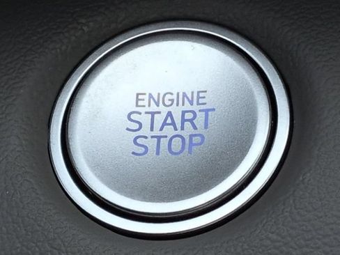Used 2025 Hyundai Elantra Sport FWD image 25
